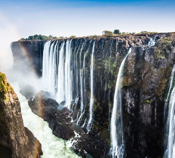 Victoria-Falls--Zambia-Afoyo_Zambezi-landscape_1